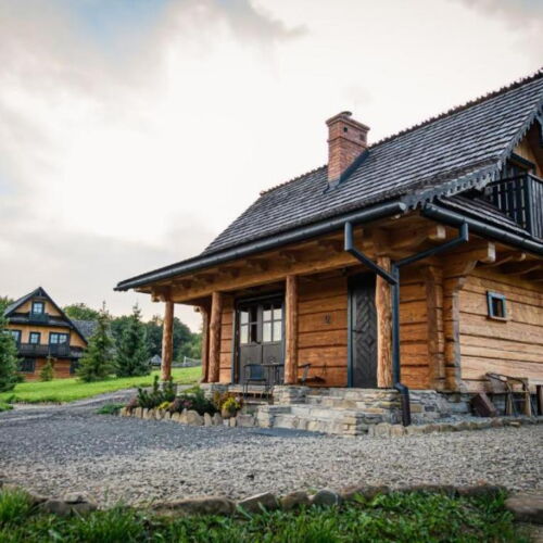 Domek drewniany 4-osobowy cały dom z widokiem na góry (możliwa dostawka)