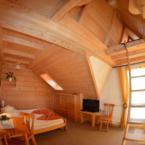 Pokój 3-osobowy na piętrze