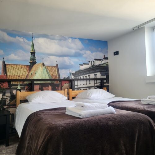 Pokój 5-osobowy na poddaszu z własną kuchnią