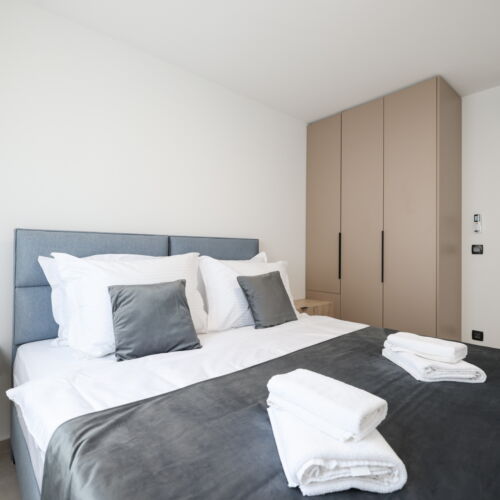 Apartman pro 5 os. se 3 ložnicemi s výhledem do dvora přízemní