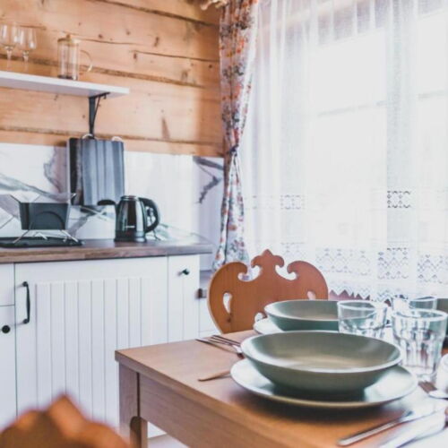 Apartament 5-osobowy z 2 pomieszczeniami sypialnianymi