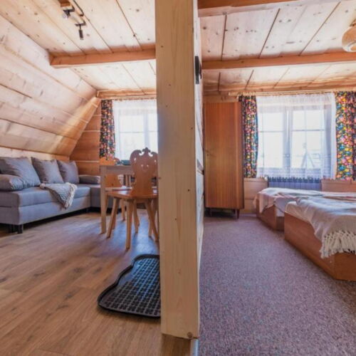 Apartament 4-osobowy z łazienką z aneksem kuchennym z 2 pomieszczeniami sypialnianymi