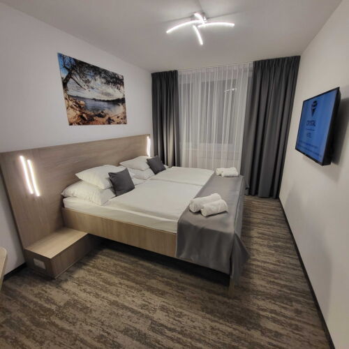 Camera twin premium cu balcon