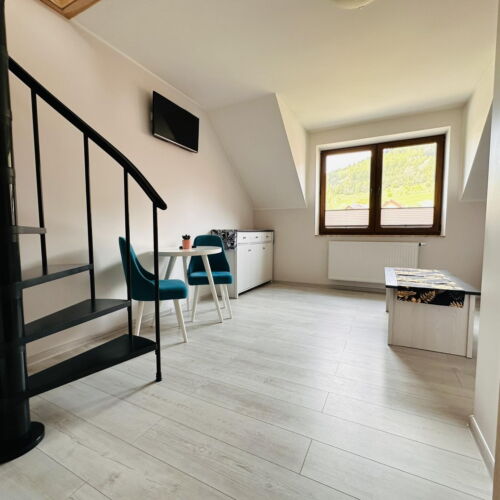 Apartament la etaj cu 2 camere pentru 5 pers.