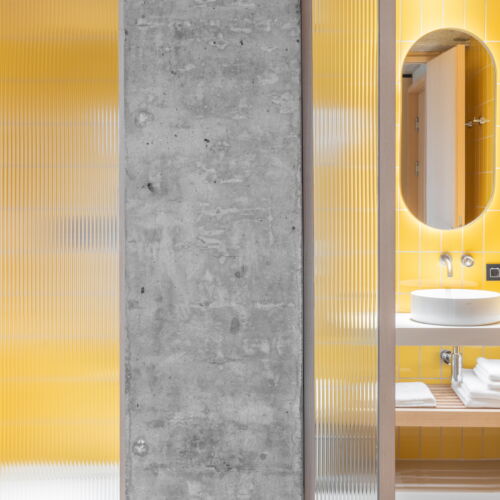 Camera dubla cu balcon