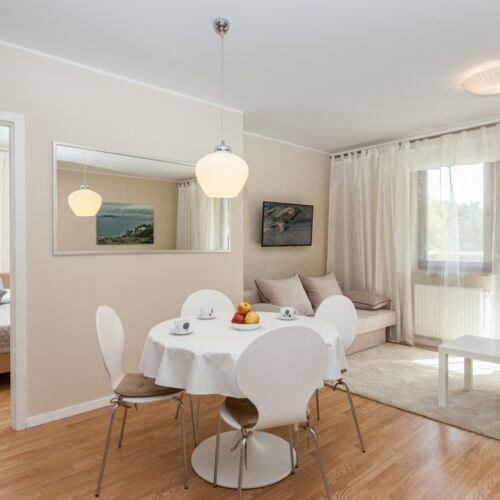 Cały dom 6-osobowy tV z płaskim ekranem z widokiem na rzekę