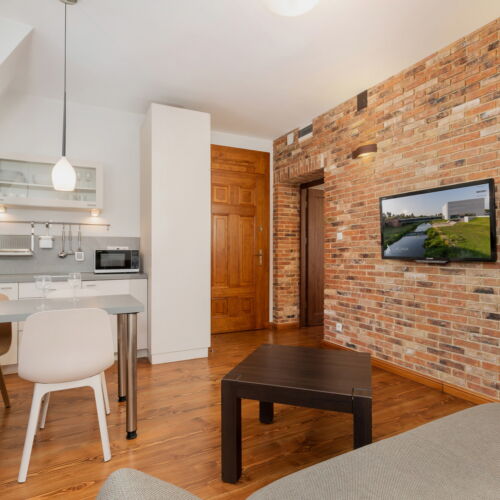 Cały dom 5-osobowy tV z płaskim ekranem z widokiem na rzekę