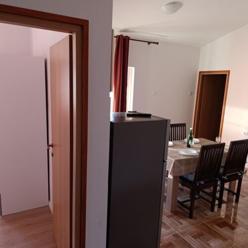 Apartament la etaj a cu 3 camere pentru 5 pers.