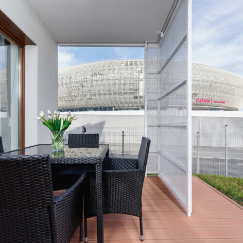 4-osobowy z tarasem cały dom