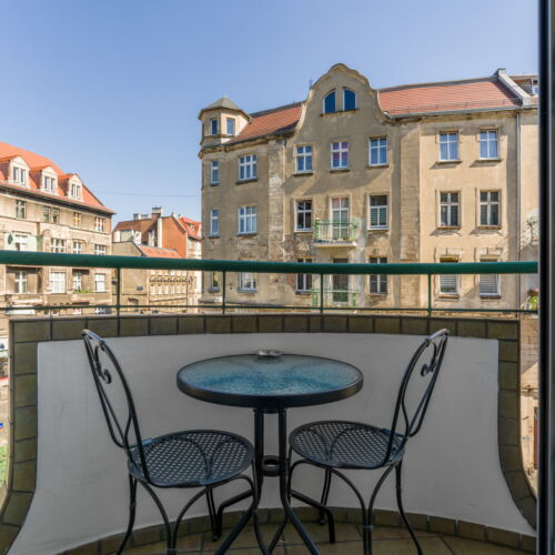 (jako celek) s vanou pro 3 os. celý Dům