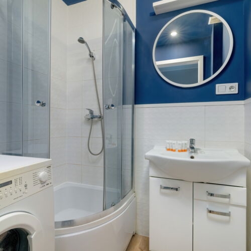 Apartament 6-osobowy z prysznicem cały dom z 3 pomieszczeniami sypialnianymi