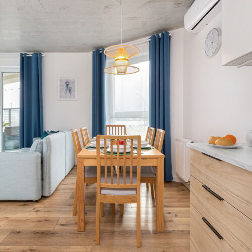 Apartament 10-osobowy z prysznicem cały dom