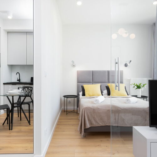 Whole House 2-Room Apartment for 4 Persons with Shower