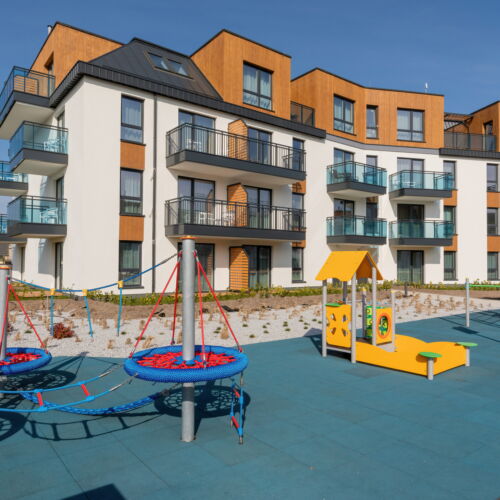 4-osobowy z tarasem cały dom