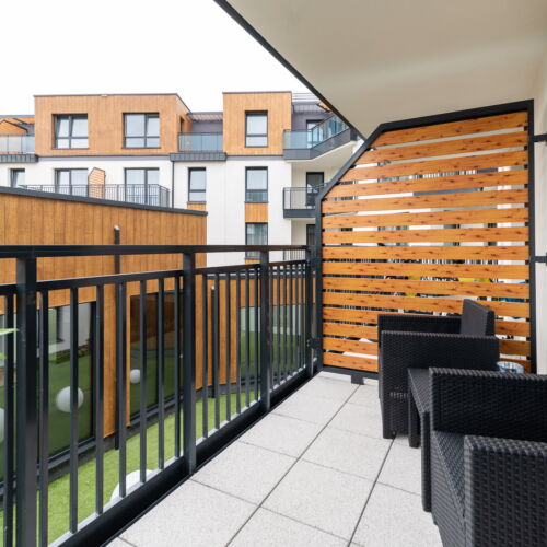 4-osobowy z telewizorem LCD/plazmą cały dom