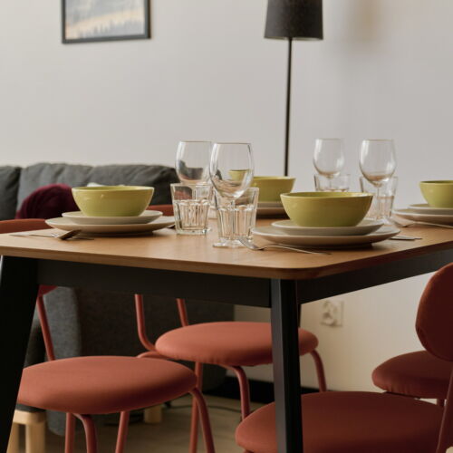 Cały dom 4-osobowy tV z płaskim ekranem z widokiem na rzekę