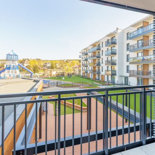 3-osobowy z telewizorem LCD/plazmą cały dom