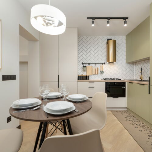 (jako celek) se sprchou pro 4 os. celý Dům