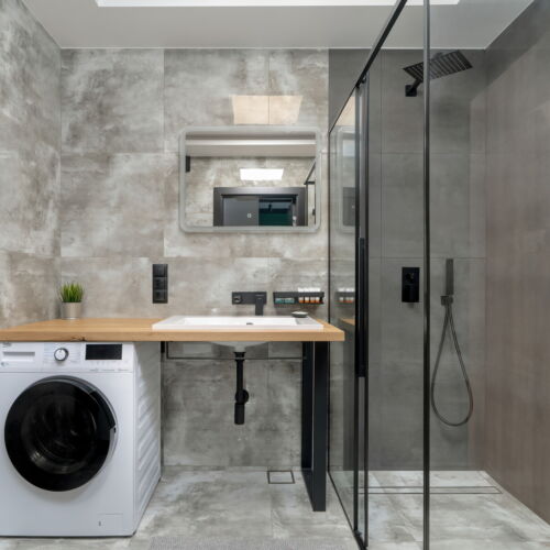 Ganzes Haus mit Dusche