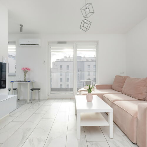 4-osobowy z prysznicem cały dom