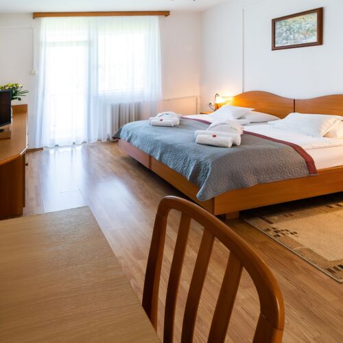 Standard Balcony Twin Room
