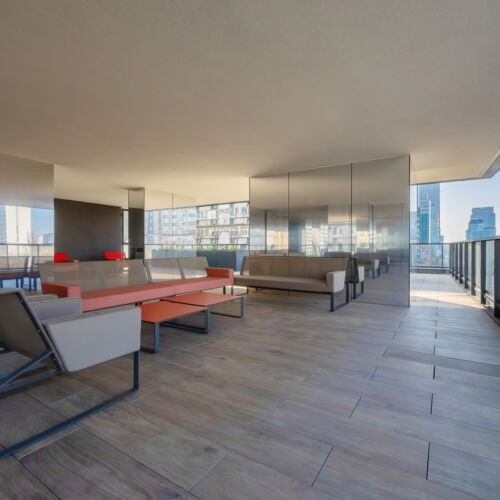 4-osobowy z prysznicem cały dom