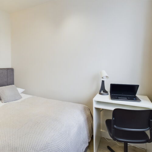 Cały dom 3-osobowy z prysznicem z widokiem na rzekę