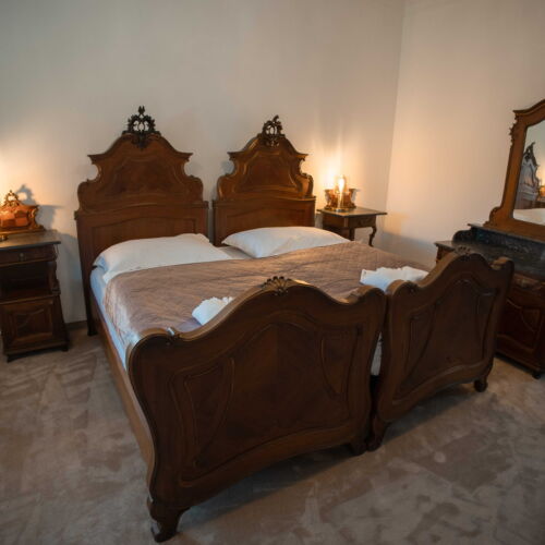 Apartament cu aer condiționat cu duș cu 1 camera pentru 2 pers. (se poate solicita pat suplimentar)