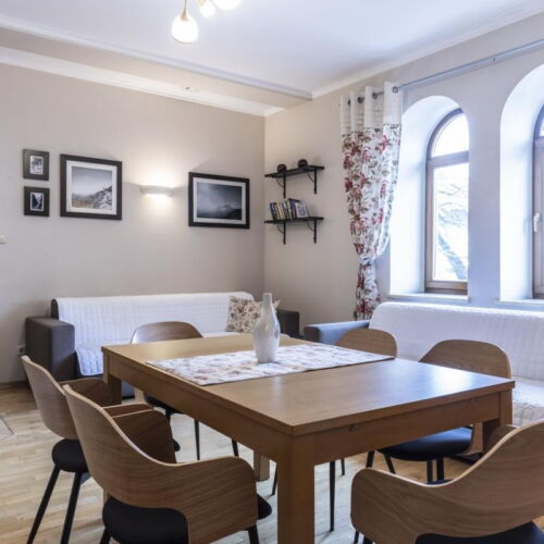 Apartament cu 2 camere pentru 5 pers.