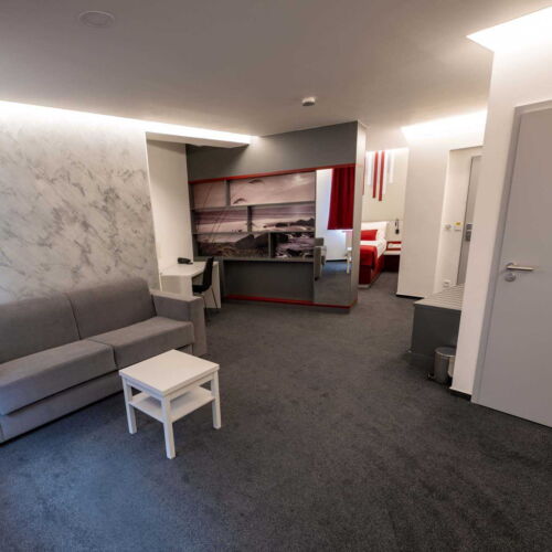 Junior Apartman se sprchou pro 2 os.