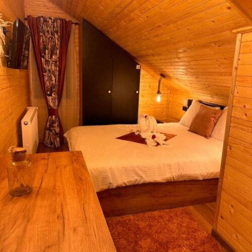 Casă de vacanță pentru 10 pers. (se inchirieaza doar integral)