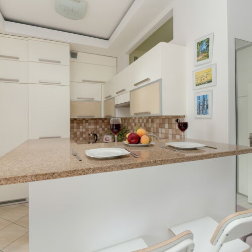 Apartman se sprchou pro 4 os. se 2 ložnicemi celý Dům