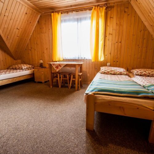 Triple Room with Garden and Bathroom