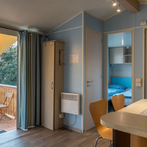 Casă de vară întreaga unitate cu vedere spre lac pentru 6 pers. (se inchirieaza doar integral)