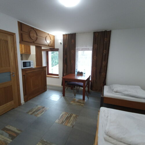 Yard View Upstairs Twin Room