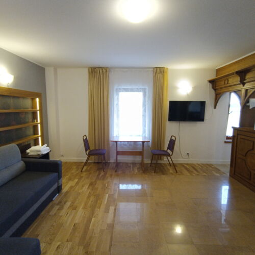 Park View Upstairs Twin Room