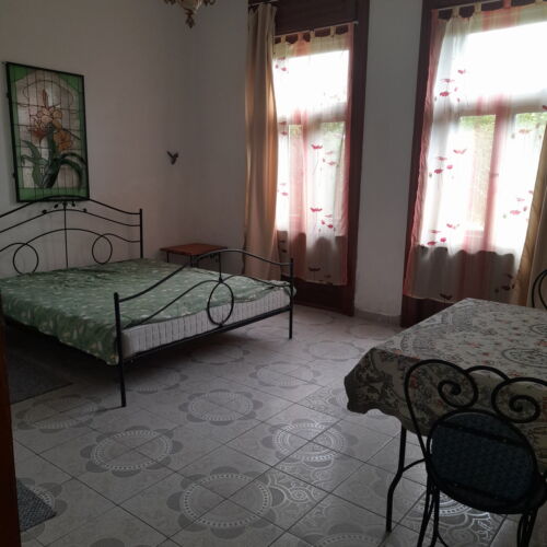 Domek letniskowy 8-osobowy cały dom Przyjazny podróżom rodzinnym (możliwa dostawka)