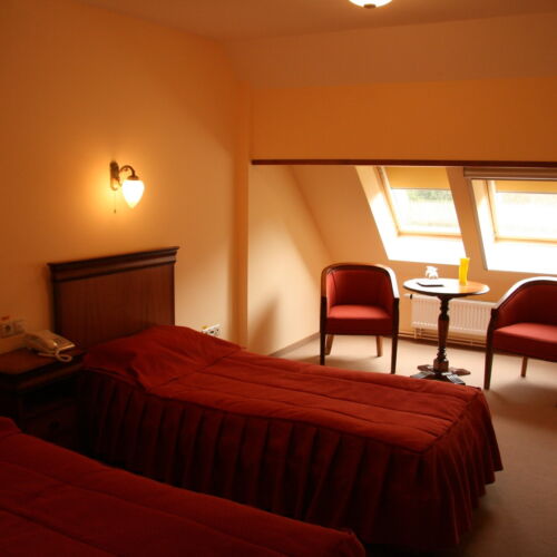 Emeleti franciaágyas szoba