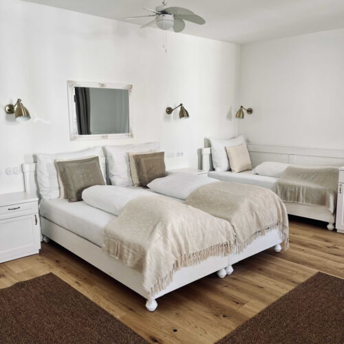 Pokój 4-osobowy z prysznicem z aneksem kuchennym