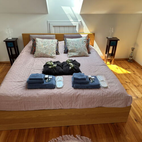 Apartament 8-osobowy Przyjazny podróżom rodzinnym z widokiem na las (możliwa dostawka)