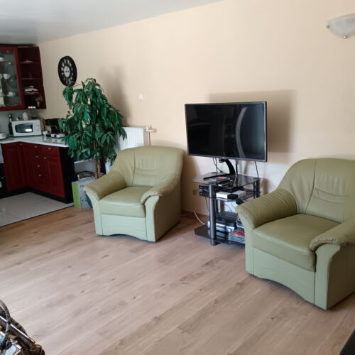 Întreaga unitate standard întreaga unitate pentru 8 pers. (se inchirieaza doar integral)