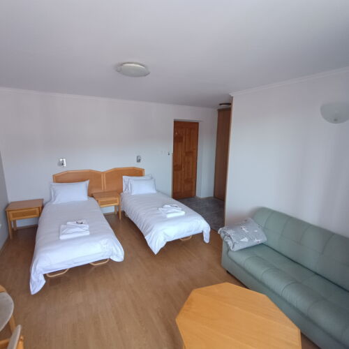 Pokój 3-osobowy z łazienką z widokiem na góry