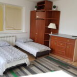 5 Person Room