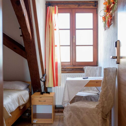 Pokoj s klimatizací se sprchou pro 1 os.