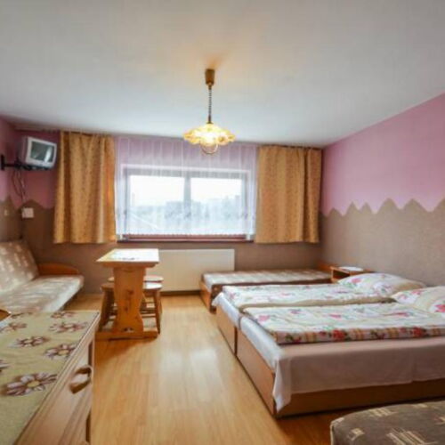 Pokój 3-osobowy z dostępem do ogrodu