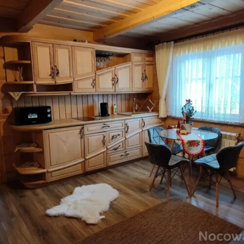 Apartament 5-osobowy z 2 pomieszczeniami sypialnianymi