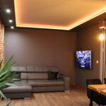 Apartman pro 4 os. se 2 ložnicemi s výhledem do dvora na poschodí
