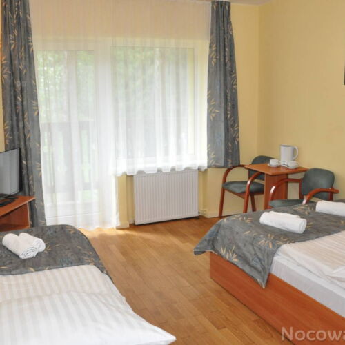 Triple Room with Shower and Garden