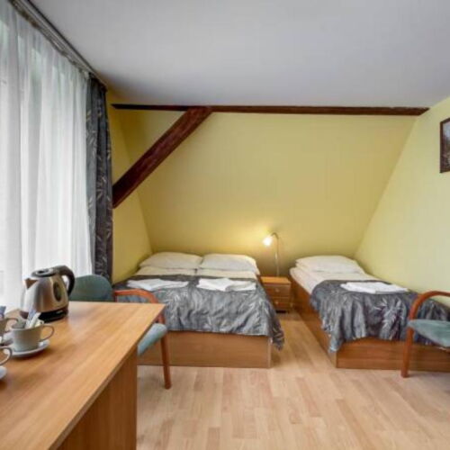 Attic 2-Room Apartment for 5 Persons