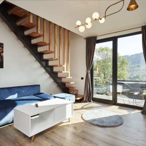 Vila întreaga unitate cu vedere spre munte pentru 6 pers. (se inchirieaza doar integral)